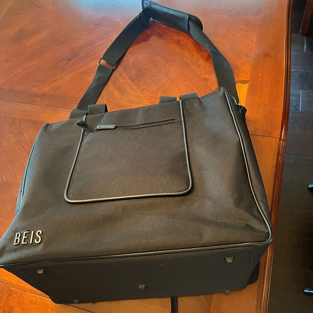 Beis East to West Tote
